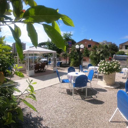 ميلانو ماريتيما Splendid B&B المظهر الخارجي الصورة