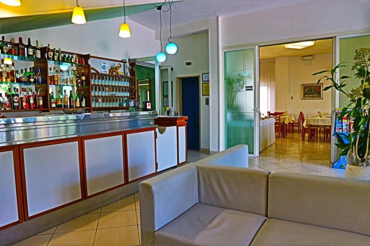 ميلانو ماريتيما Splendid B&B المظهر الخارجي الصورة